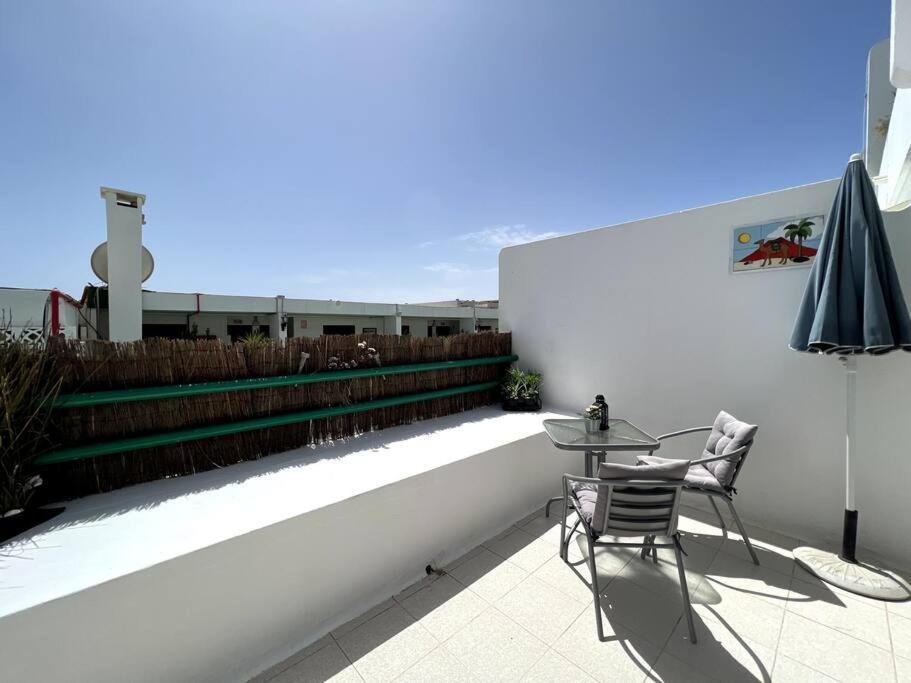 Casa Perdy, Beautiful 1 Bedroom Apartment With Communal Pool Tías Extérieur photo